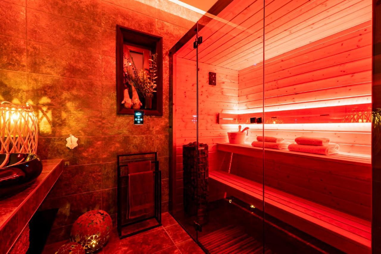 Spa Love Home Sauna Jacuzzi Romantyczny Dom Dla Pary Z Prywatnym Spa ジェロナ・グラ エクステリア 写真