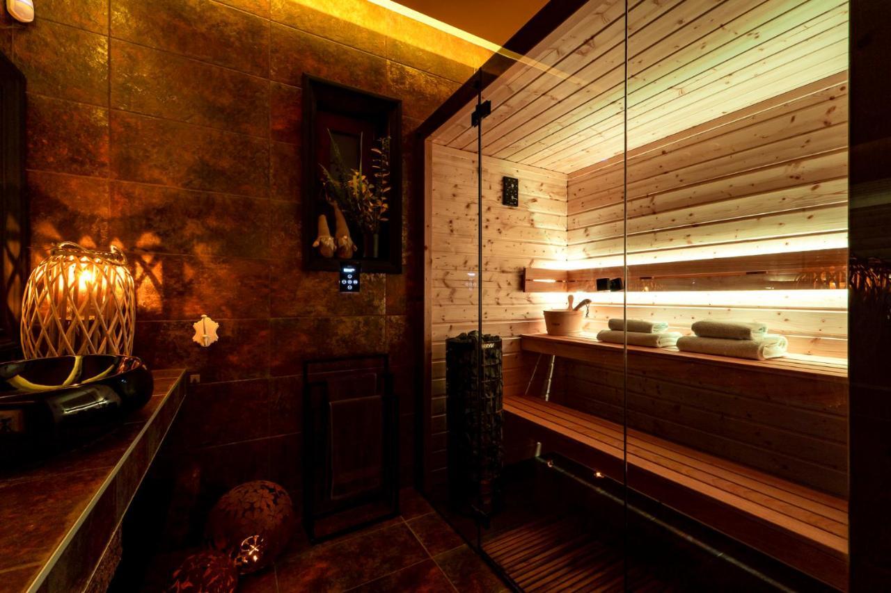Spa Love Home Sauna Jacuzzi Romantyczny Dom Dla Pary Z Prywatnym Spa ジェロナ・グラ エクステリア 写真